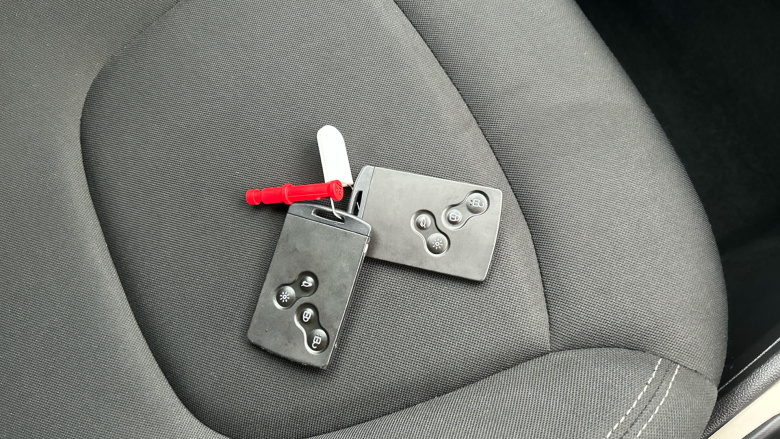 Renault Captur 0.9 TCE 90 Play 5dr Petrol Hatchback